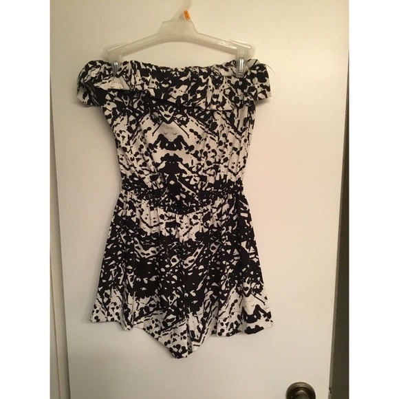 Wet Seal Romper - Picture 1 of 1